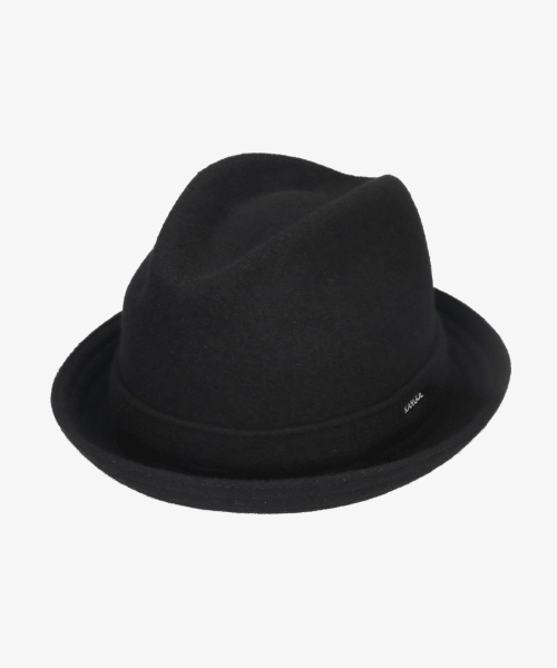 BLACK (01)
