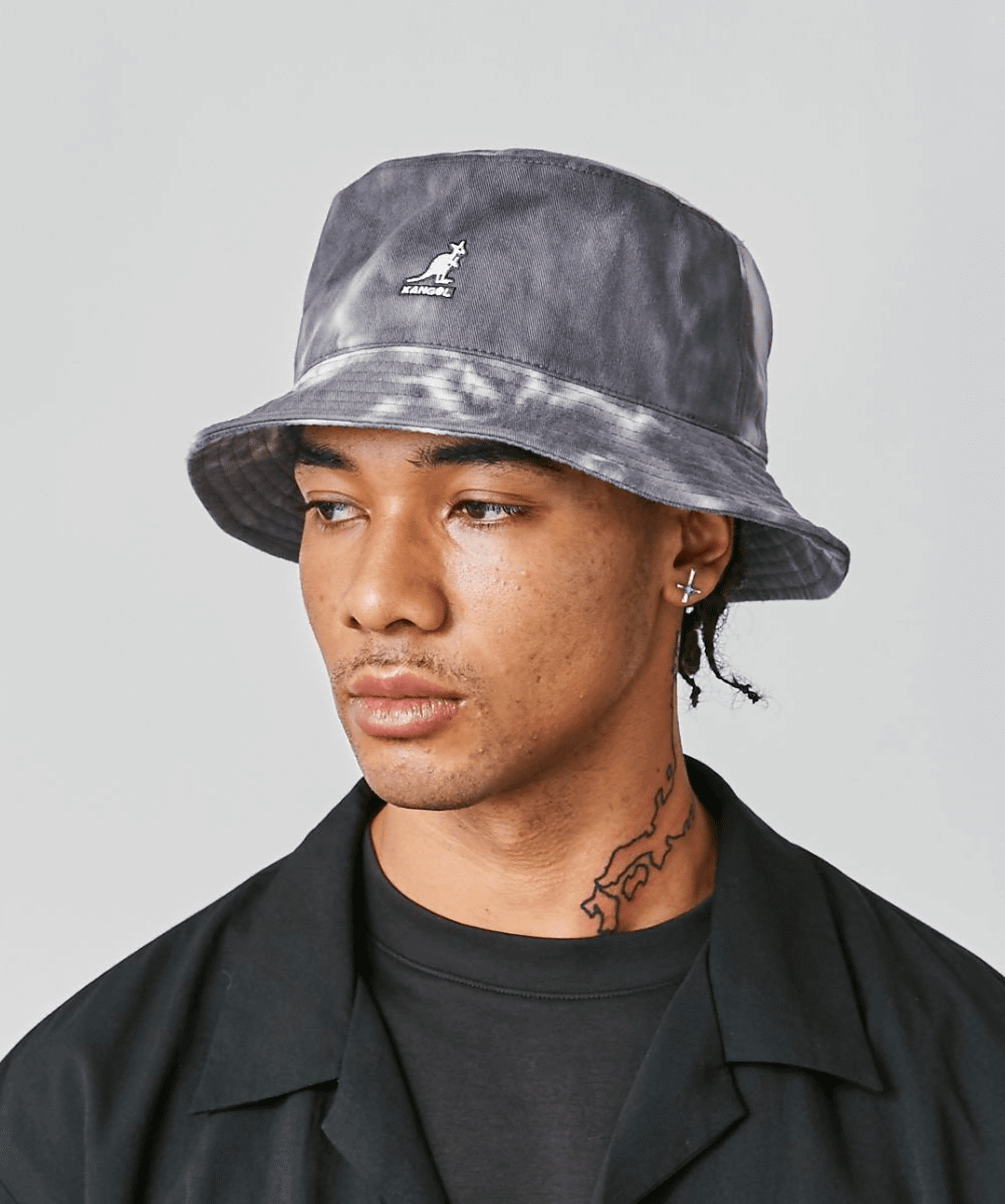 人気商品！！ KANGOL バケットハット タイダイ柄 Smoke ブラック系 L